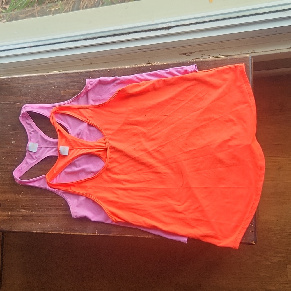 Lole tank tops large